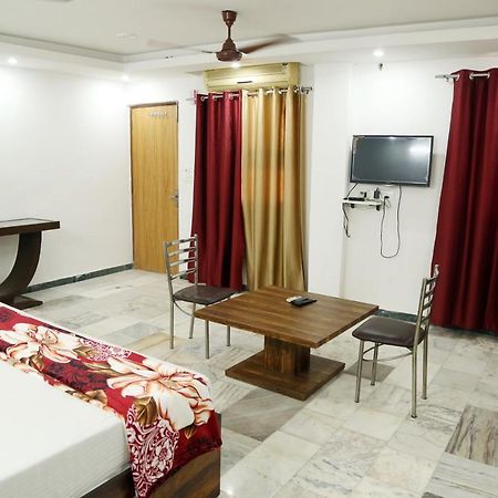 Shanti Residency New Delhi Extérieur photo