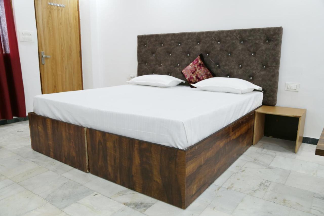 Shanti Residency New Delhi Extérieur photo